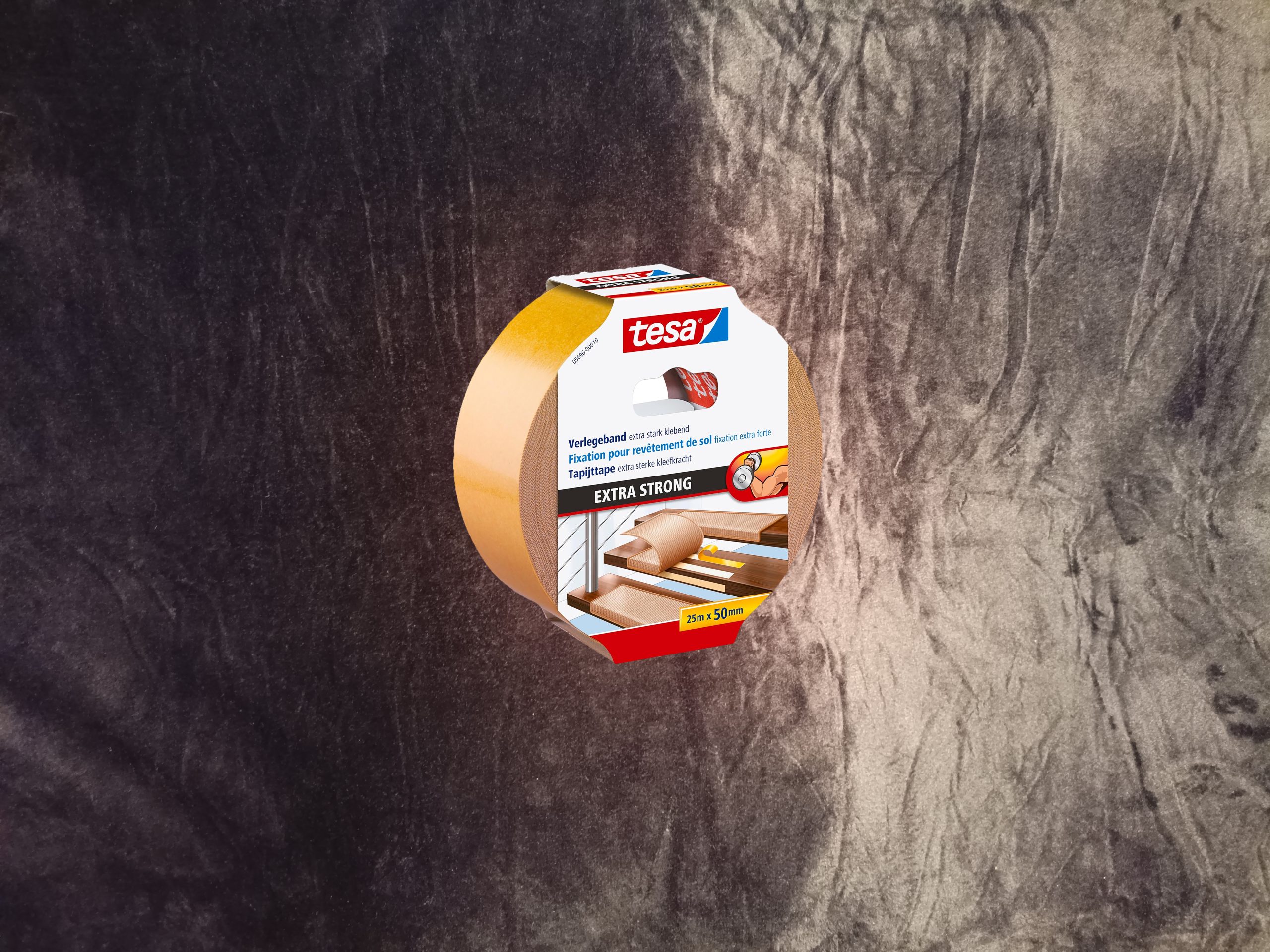 Extrastarker Halt für Teppich & DIY-Projekte – das doppelseitige tesa Verlegeband extra stark klebend